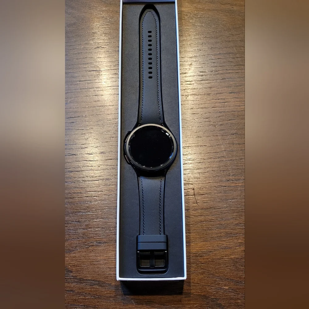 Samsung Smartwatch with Green Dial
